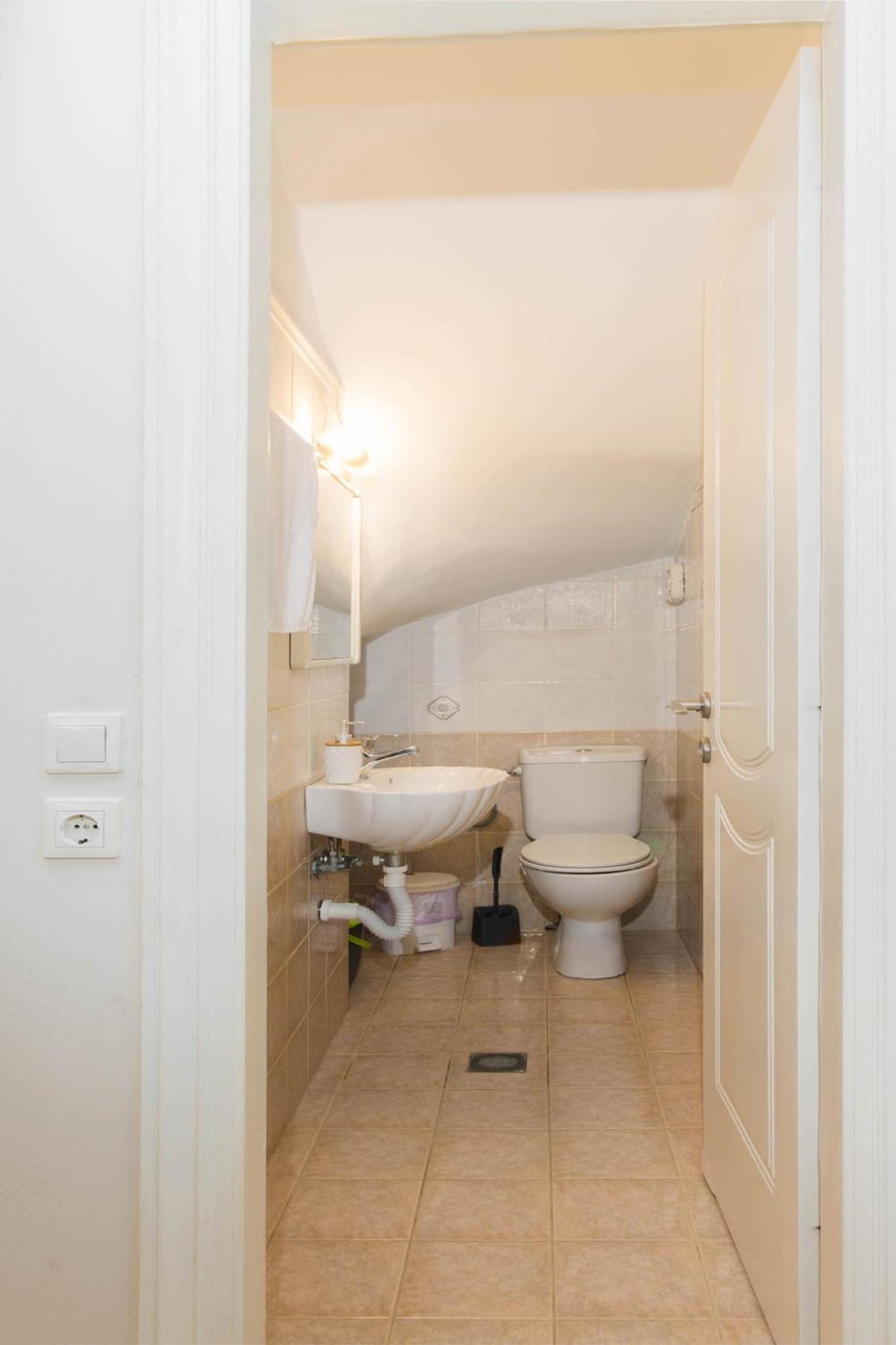 Ferienwohnung Διωροφη Μεζονετα-2Km Απο Το Κεντρο-Iliana House Alepou Exterior foto