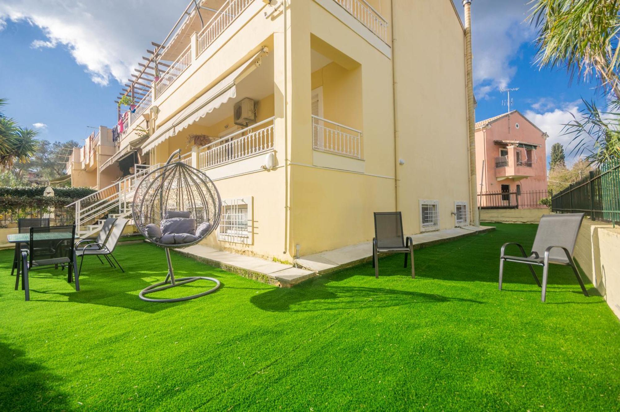 Ferienwohnung Διωροφη Μεζονετα-2Km Απο Το Κεντρο-Iliana House Alepou Exterior foto