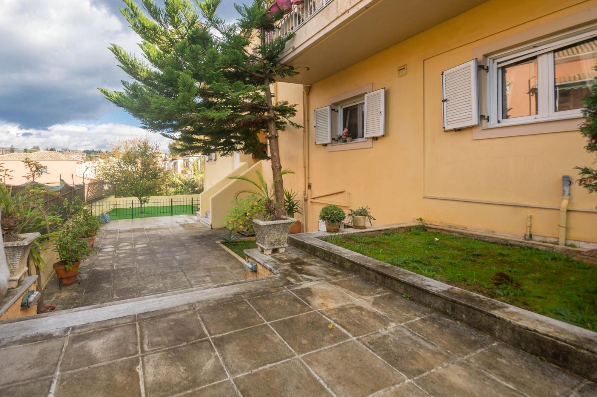 Ferienwohnung Διωροφη Μεζονετα-2Km Απο Το Κεντρο-Iliana House Alepou Exterior foto