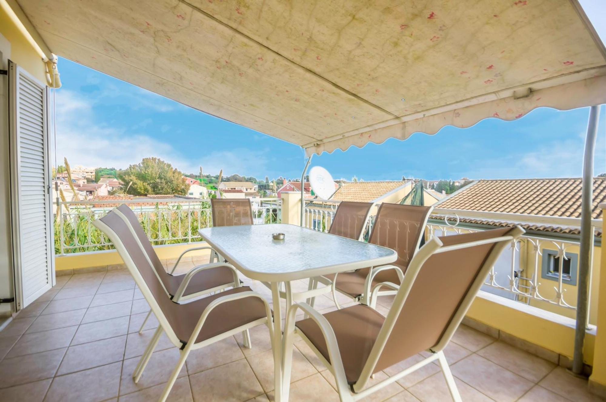 Ferienwohnung Διωροφη Μεζονετα-2Km Απο Το Κεντρο-Iliana House Alepou Exterior foto